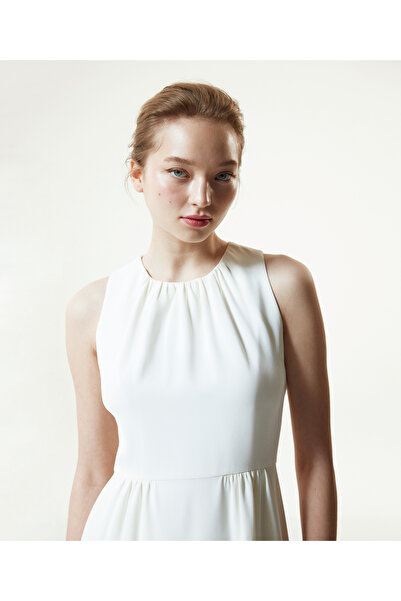 Machka Women's Off-White Dress