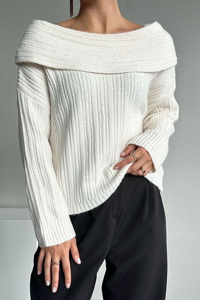 ZF BUTİK Cremefarbener Pullover für Damen mit offener Schulterfalte