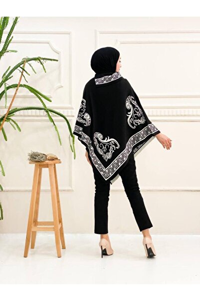 Kayaka triko women's patterned triangle poncho