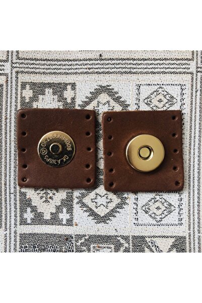 Alfa Tasarım حقيبة جلد طبيعي مربعة مغناطيسية باللون الذهبي - لون البندق