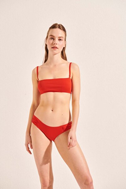 Beach&Beyond Kadın Kırmızı Straplez Bikini Üstü