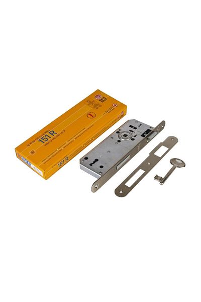 KALE 40 mm Nickel Oval Lock - Room with Door Lock Feature