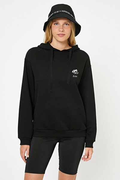 QIVI Ženska crna majica sa kapuljačom Capricorn Štampano Pleteno dugih rukava