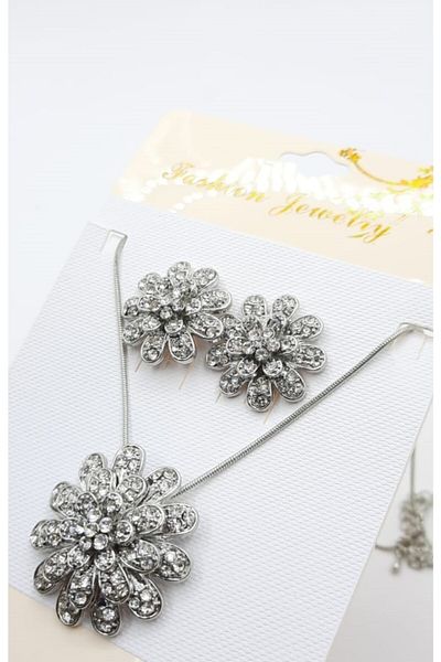 Merve Daisy Decor Necklace-Earrings Set