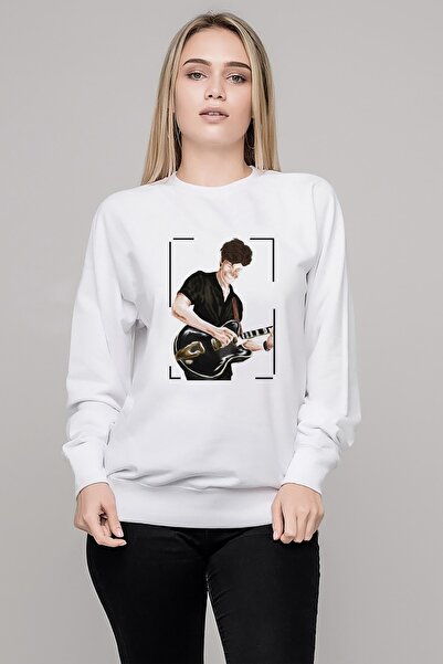 QIVI سويت شيرت نسائي أبيض محبوك بأكمام طويلة مطبوع عليه جيتار شون مينديز