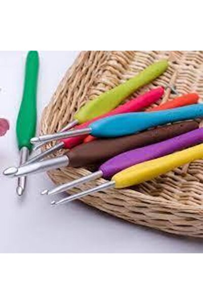İLGİ TUHAFİYE Silikon Saplı Tığ 3,5 Numara Renkli