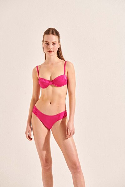 Beach&Beyond Kadın Fusya Balenlı Bikini Üstü