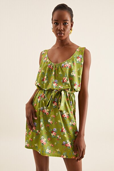 Quincey Γυναικείο φόρεμα με φαρδιά κοπή με ζώνη