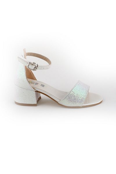 bunnyonthego Girl's White Shoes