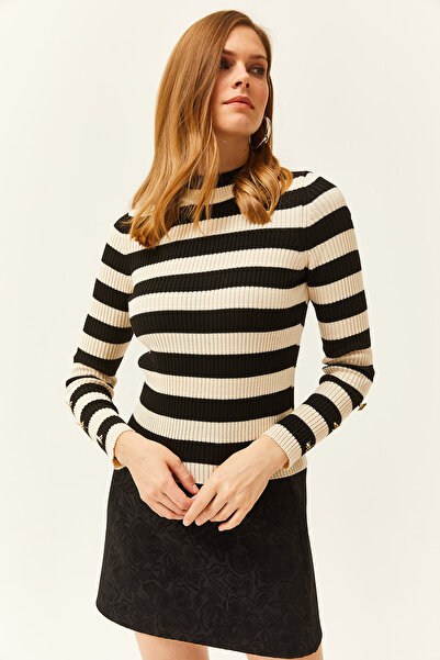 Olalook Dámský černý pletený svetr z lycry s proužkovaným rukávem KZK-19000731