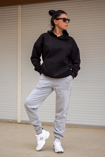 Azıcık Akıllı Kadın Siyah Basic 3 Üç İplik Ekstra Kalın Kapüşonlu Kanguru Cep Uzun Kollu Sweatshirt 23KSWTUCPL