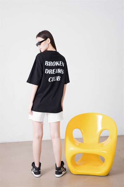 Tarzsokak Tricou negru unisex Broken Dreams Club