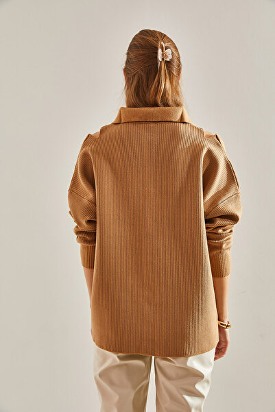 Bianco Lucci Women's Shoulder Low-cut Collar Knitwear Cardigan