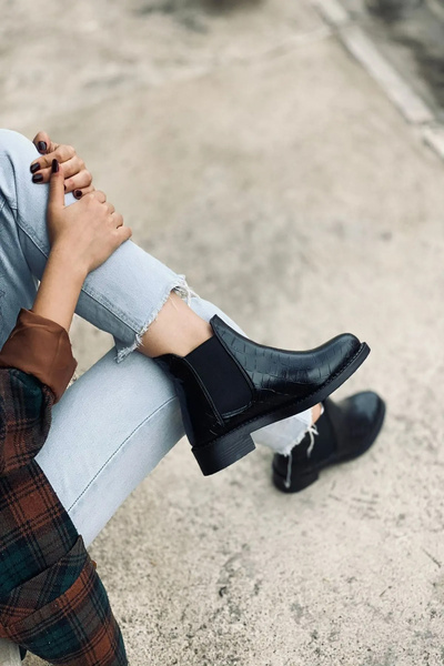 Rainon Store Black Leather Croquet Elastic Women's Boots