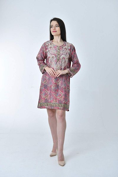 Gezgin tekstil ve aksesuar Stylish Dress Ethnic Patterned Silk (ELEGANT HAND EMBROIDERED KNEE LENGTH SILK DRESS WITH ETHNIC PATTERN)