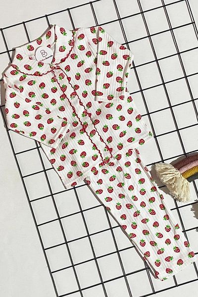 BEBECİBURADA Strawberry Printed Baby Double Pajamas Set 0-6 Months