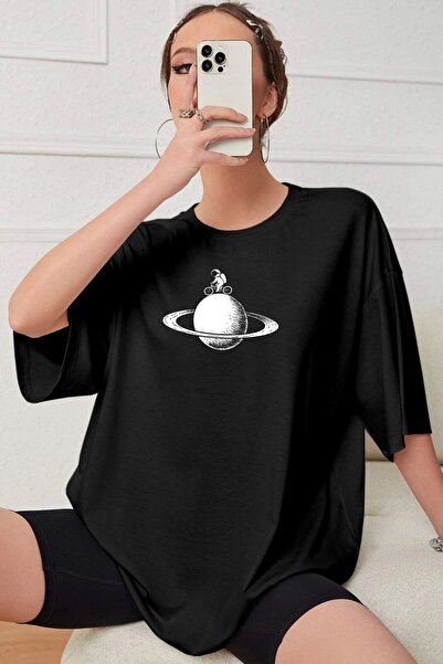 Adrift Astronaut vozi Štampano T-shirt