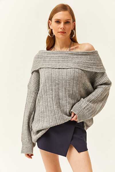 Olalook Woman's Gray Madonna Collar Ribbed Loose Knit Sweater KZK-19000732