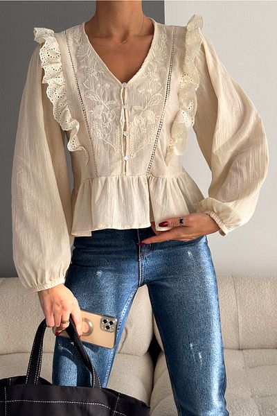 FEMELLE Bluză de damă, bej, cu broderie de scoici, cu nasturi, brodate