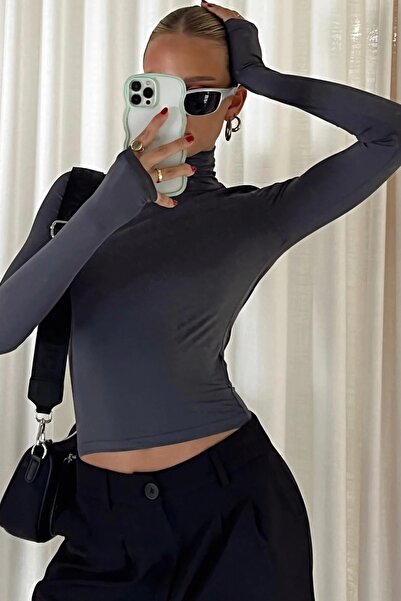 World Fashion Trends Μακρυμάνικο Basic Crop με λεπτομέρεια με ζιβάγκο