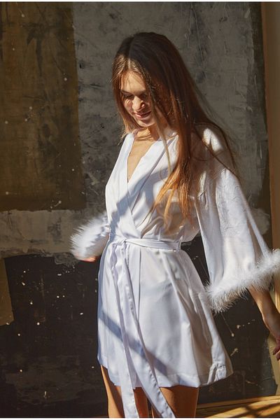 lousa Λευκό μεταξωτό σατέν μανίκια Φτερωτό φόρεμα