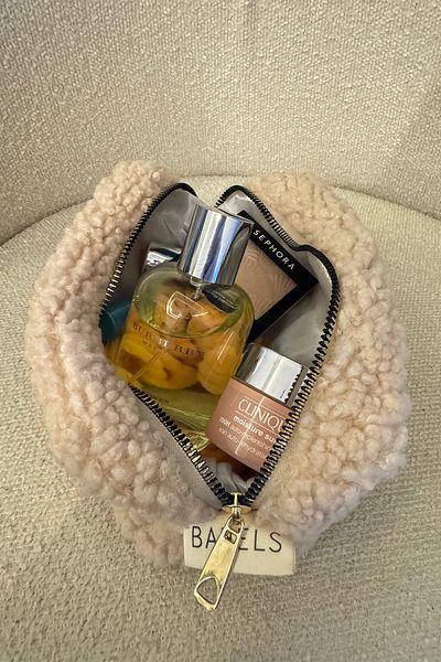 BAHELS Bézs Teddy plüss sminktáska - közepes méretű, modern dizájn 826334