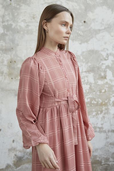 InStyle Gemustertes Kleid mit gleichem Gürtel - Dried Rose
