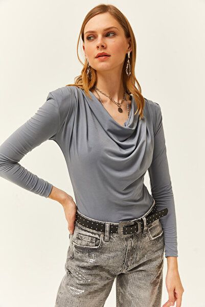Olalook Kadın Gri Vatkalı Pileli Degaje Yaka Bluz BLZ-19002419