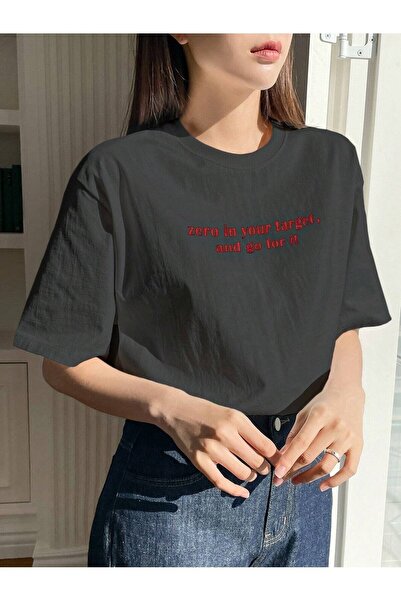 Tarzsokak Tricou oversize imprimat Smoked Zero In Your Target pentru femei