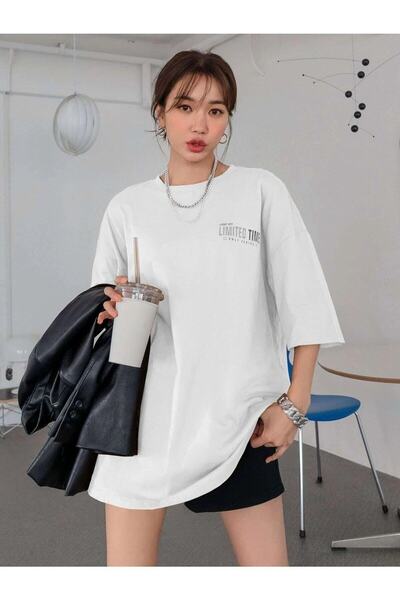 Tarzsokak Tricou alb oversize pentru damă, imprimat pe durată limitată