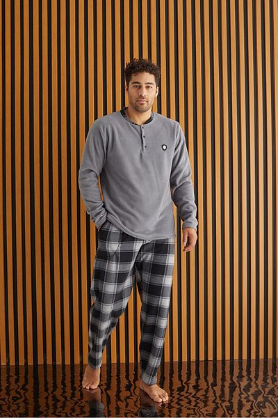 Pijamoni طقم بيجامة رجالي من الصوف المنقوش من Tissue