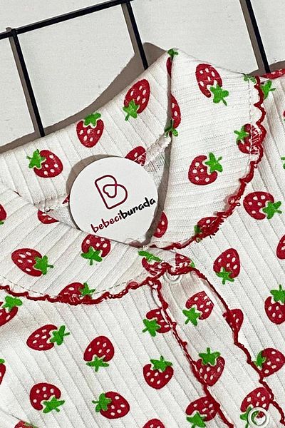 BEBECİBURADA Strawberry Printed Baby Double Pajamas Set 0-6 Months