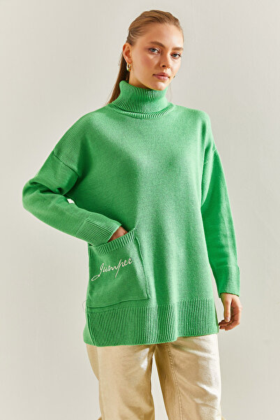 Bianco Lucci Women's Turtleneck Pocket Embroidered Knitwear Sweater