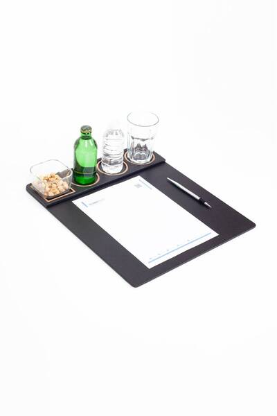 Turgut Office Σετ συνάντησης με μαύρο ξύλινο τραπέζι και σετ καναπέδων με λεπ...