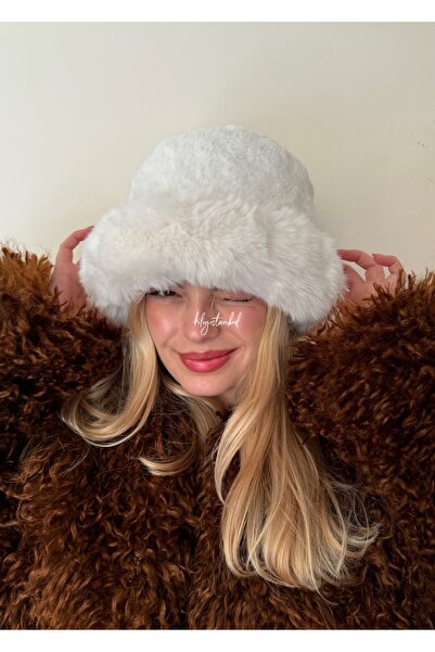 KİLİGİSTANBUL Fluffy Plush Hat