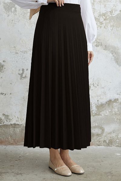 InStyle Luisa Elastic Waist Pleated Skirt - Bitter Brown