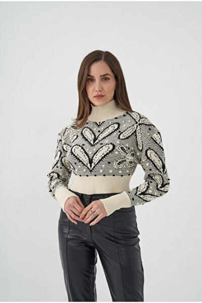 podyumgiyim Knitwear Turtleneck Heart Pattern Crop Sweater