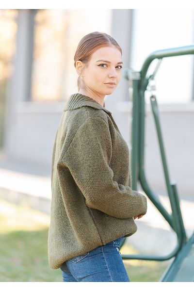 VerdeBlanco Shirt Collar Oversize Basic Sweater