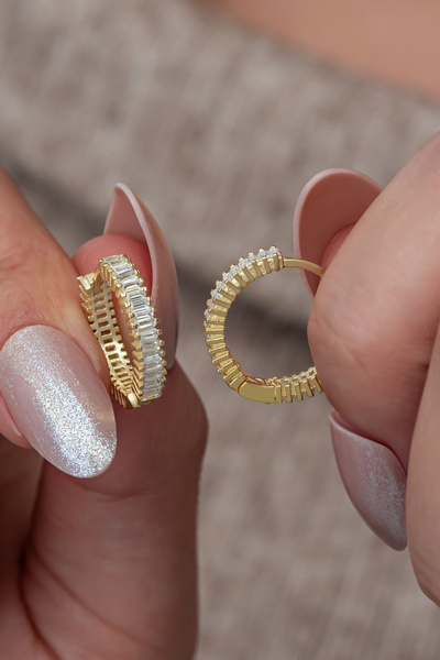 Nereze 925 Ayar Gümüş Gold Kaplama Baget Taşlı 15 Mm Tamtur Küpe