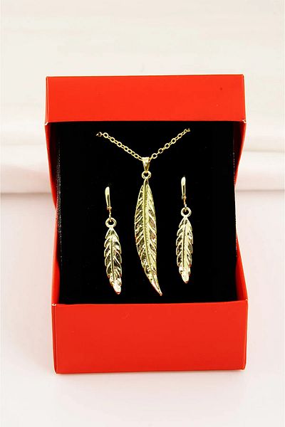 EUROMODA Leaf Design Gold Colored Necklace Earring Set