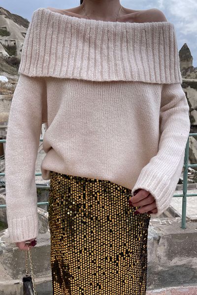 MAGARDE Short Shawl Collar Sweater - BEIGE