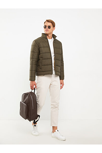 LC Waikiki Standard Mould Stehkragen Herren-Puffermantel