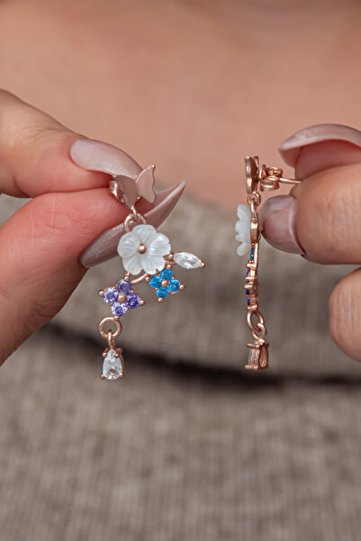 Nereze 925 Ayar Gümüş Sallantılı Manolya Çiçeği Kelebek Detay Küpe