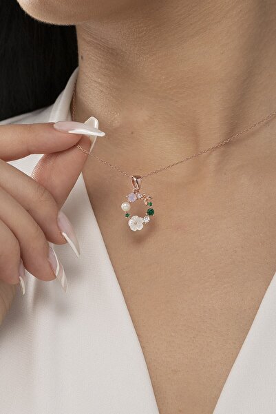 ESSARE 925 Ayar Gümüş Bahar Çiçeği Manolya Detaylı Kadın Kolye