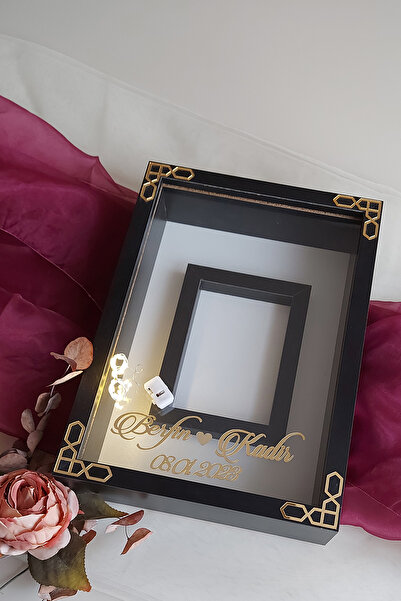 Verda Çerçeve 25x35 Cm Siyah Renk Klasik Kenarlı Gül Kutusu Anı Çerçevesi! Ay...