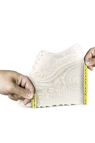 E&L Company 13cm sportovní svatební boty, šest protiskluzových, velmi lehké, neunavují, což zaručuje běh.