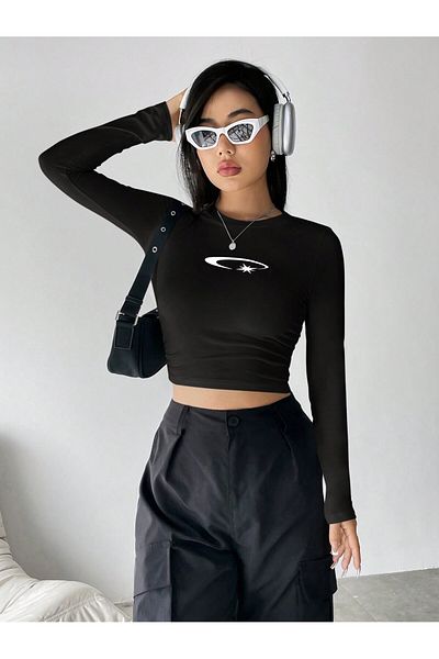 Bengi Clothing Γυναικεία μαύρη μπλούζα με μακρυμάνικη λαιμόκοψη Y2K με ραβδώσεις