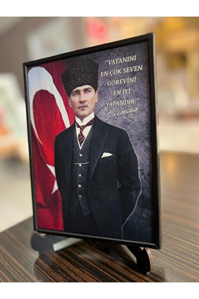 beedene Atatürk Çerçeveli Masaüstü Dekor