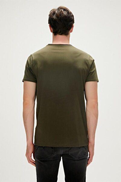 Bad Bear 23.01.07.036-c70 Giraffe Men's T-shirt