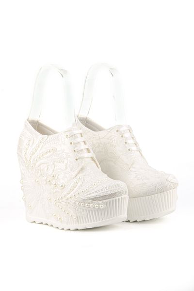 E&L Company 13cm Sports Bride shoes, the bottom is non-slip, very lightweight not tired you, which is guaranteed to run